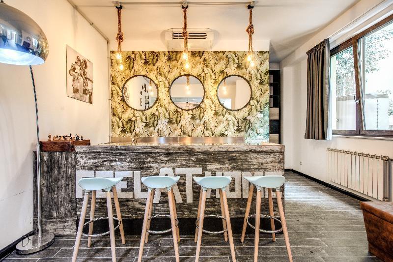 Hostel Trastevere 2 روما المظهر الخارجي الصورة