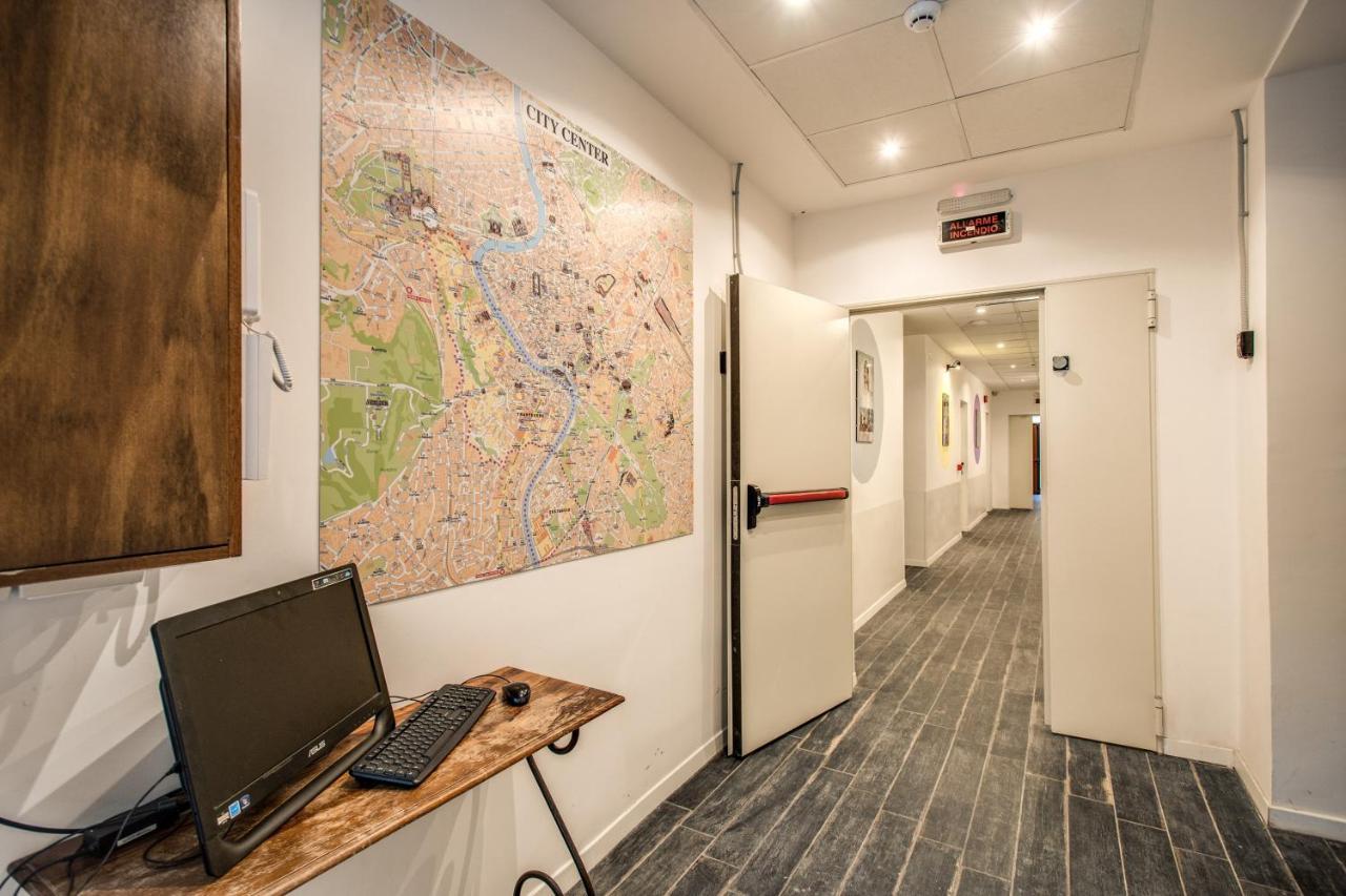 Hostel Trastevere 2 روما المظهر الخارجي الصورة