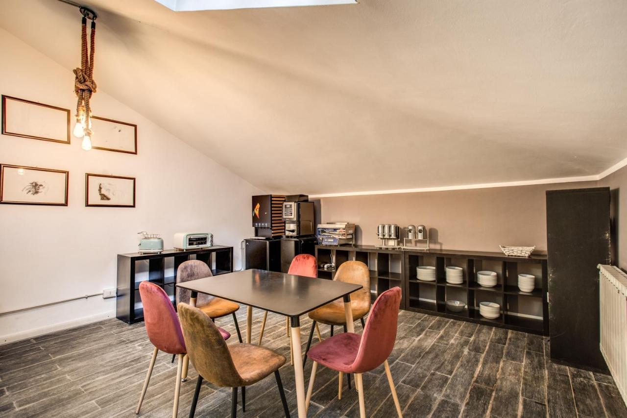 Hostel Trastevere 2 روما المظهر الخارجي الصورة